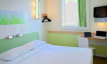 Imagem: Flat Ibis Budget Vitória disponível para