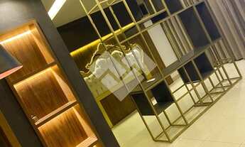 Imagem: 41 m² 01 suítes com armários no banheiro