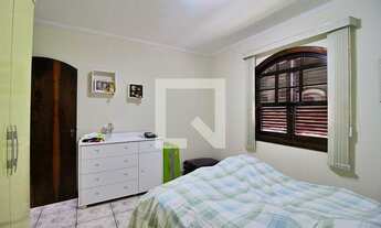 Imagem: Casa à Venda - Utinga, 3 Quartos, 322 m2