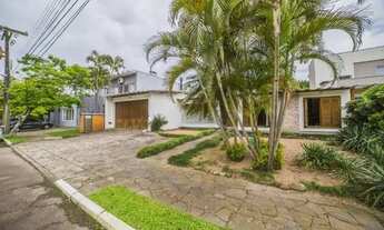 Imagem 2: Casa em condomínio com 3 dormitórios sendo 1 suíte