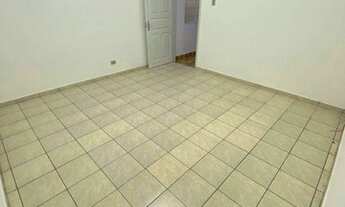 Imagem 2: Casa independente com 2 quartos, vaga e quintal para locação no Bairro do Limão