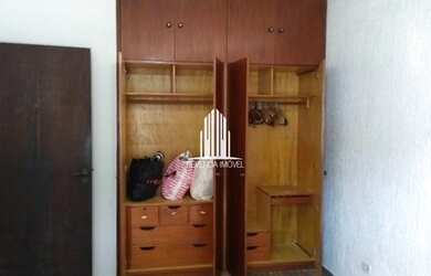 Imagem 5: CASA DE 250M² COM TRÊS DORMITÓRIOS, TRÊS BANHEIROS E DUAS VAGAS Á VENDA NO JARDIM MARISA