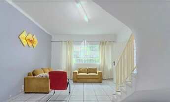 Imagem 1: Sobrado em Indianópolis com 185m² 3 dormitórios 2 suítes 3 banheiros 4 vagas de garagem