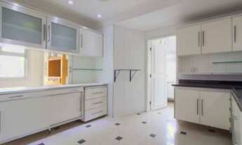 Imagem 2: Apartamento com 3 dormitórios, 180 m² - venda por R$ 2.130.000,00 ou aluguel por R$ 9.600