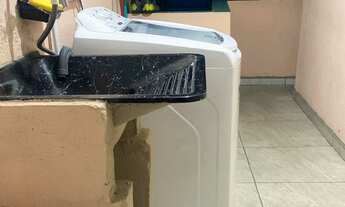 Imagem 6: Casa com 2 dormitórios....Sala....Cozinha....Banheiro e Lavanderia