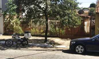 Imagem: Casa em lote comercial tem 238 m 3Q comercial