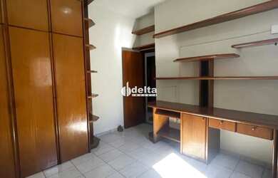 Imagem 12: Casa disponível para venda no bairro Segismundo Pereira em Uberlândia MG