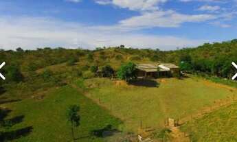 Imagem 2: Casa Estilo Farm House - Vista para o Vale - 9.200m² - PORTEIRA FECHADA