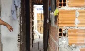 Imagem 4: VENDO OU TROCO CASA METROPOLE V, CAUCAIA, 1 QUARTO COM SUITE, VARANDA, GARAGEM 4,5 X 18