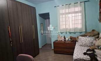 Imagem 5: Casa térrea com dois quartos, sala, cozinha, escritório, 2 banheiros, 2 vagas cobertas no