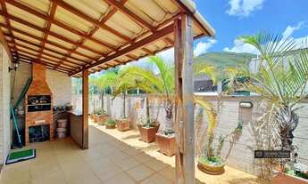 Imagem 6: Prédio com elevador. Cobertura com 3 quartos, 3 salas grandes, 3 vagas à venda por R$ 1.20