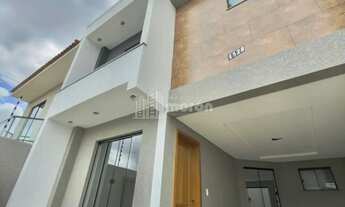 Imagem 2: SOBRADO À VENDA NA NOVA RÚSSIA