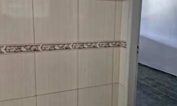 Imagem 4: Casa reformada, 2 quartos + 1 suíte, vaga para 5 carros, bem localizada na Ceilândia Norte