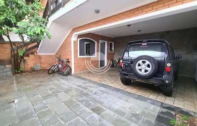 Imagem 2: Casa à venda em Campinas, Alto Taquaral, com 3 quartos, com 265 m²