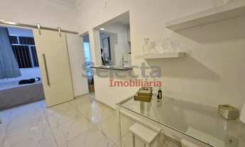 Imagem 4: Apartamento moderno, totalmente reformado, bem silencioso, em excepcional estado, situado