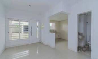 Imagem 2: Excelente casa em condomínio de 251m² com 3 suítes e elevador!