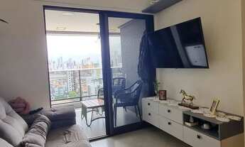 Imagem 2: Lindo apartamento com 02 quartos sendo 01 suite, porteira fechada no Aeroclube