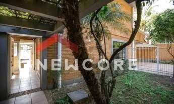 Imagem: Sobrado em Rua Presidente Antônio Cândido