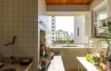 Imagem 5: Amplo apartamento à venda com 4 suítes e 4 vagas em Perdizes