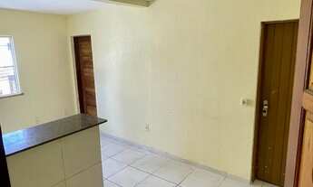 Imagem: Aluga-se Kitnet com 2 Quartos (1 Suíte)