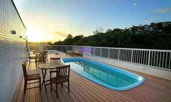 Imagem 2: Descubra esta incrível cobertura linear à venda em Niterói !