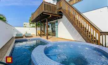 Imagem 6: Casa à venda com 363 m² de área privativa no Morro das Pedras em Florianópolis SC