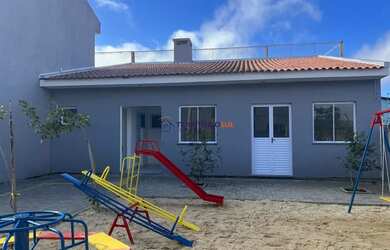 Imagem 2: Casa com 2 dormitórios, banheiro social e pátio