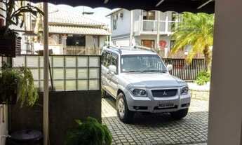 Imagem 3: Sobrado para venda possui 180 metros quadrados com 5 quartos em Centro - Penha - SC