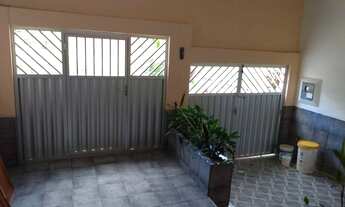 Imagem 5: CASA GRANDE E BOA, para alugar logo. Precinho de apt. P