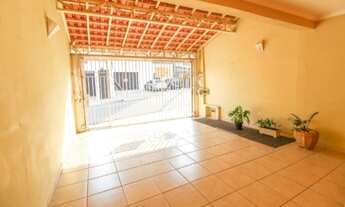 Imagem 2: A.V)Vende-se Casa em Interlagos