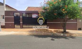 Imagem 2: Casa para alugar por R$ 1.400/mês - Recanto dos Pássaros - Ourinhos/SP