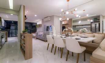 Imagem: 2 dorms ( 1 suíte ), 1 sala, 2 banheiros