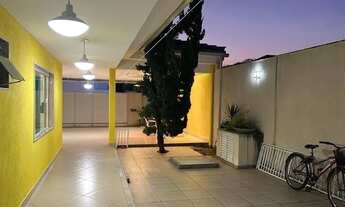 Imagem 2: Casa de alto padrão em condomínio