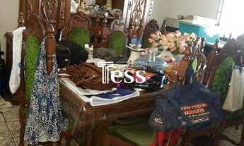 Imagem 6: Vende-se Sobrado com 04 Dormitórios/ 03 Salões em Baixo