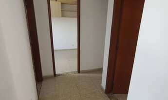 Imagem 2: Casa para aluguel e venda com 3 quartos sendo uma suíte no bairro Imbetiba