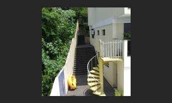 Imagem 4: Casa no morro com linda vista do mar