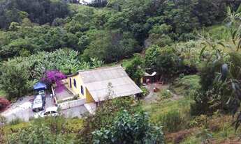 Imagem 2: Sítio em Águas Mornas, no Loeffelscheidt com Nascentes Açudes etc..