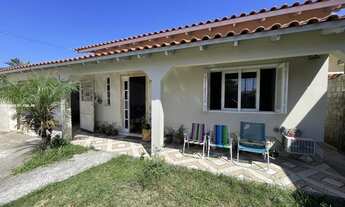 Imagem 2: Casa 3 dormitórios para Venda em Cidreira, CENTRO, 3 dormitórios, 2 banheiros, 2 vagas