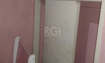 Imagem 2: Casa de 4 dormitórios na Av. Teresópolis bairro Teresópolis