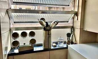 Imagem 5: Copacabana-MOBILIADO- Tipo casa- Quarto e sala e terraço