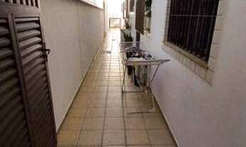 Imagem 5: Casa Sobreposta Baixa, com 3 dormitórios sendo 3 suítes, churrasqueira, 1 vaga de garagem