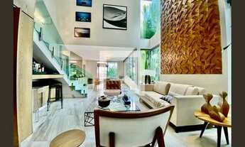 Imagem 2: Casa à Venda - Bandeirantes, 4 Quartos, 1000 m2