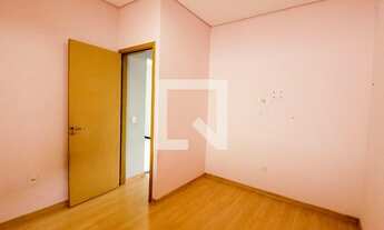 Imagem 3: Casa para Aluguel - California, 2 Quartos, 75 m2