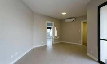 Imagem 2: Apartamento de 112m² com 3 dormr/1 Suíte, 4 banheiros, 2 vagas em Moema