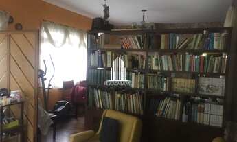 Imagem 4: Casa térrea a venda na Chácara Monte Alegre, frente ao Parque Cordeiro com 3 dorm, 4 vagas