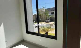 Imagem 7: Casa em condomínio com 3 quartos disponível para venda no bairro Novo Mundo em Uberlândia