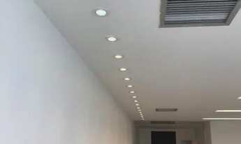 Imagem 2: Linda Sala Comercial de 35m2 Para Locação - Completamente Reformada