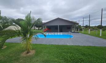 Imagem: Casa de condomínio em Rua dos Agricultores