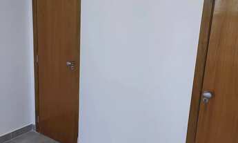 Imagem 3: Linda Sala Comercial de 35m2 Para Locação - Completamente Reformada