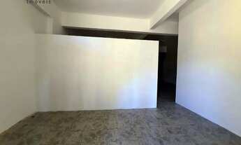 Imagem 3: Loja comercial no bairro Vila União em Fortaleza, CE